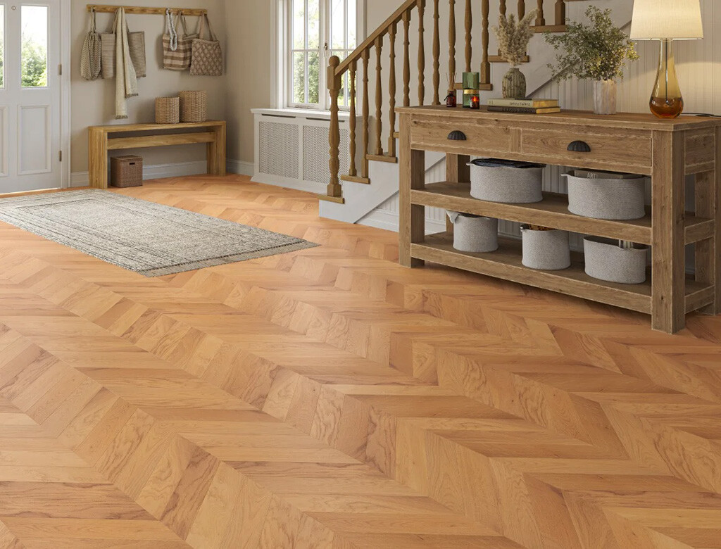 Timbercraft Saddleworth Oak Chevron Parquet Flooring, Brushed & Oiled, 90x510x14 mm