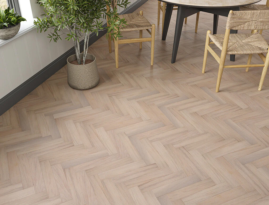Timbercraft Aversley Oak Parquet Flooring, Smoked, Brushed & Oiled, 70x350x20 mm