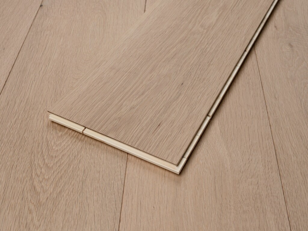 Timberlay Engineered Oak Flooring, Prime, Unfinished, 190x3x14 Mm