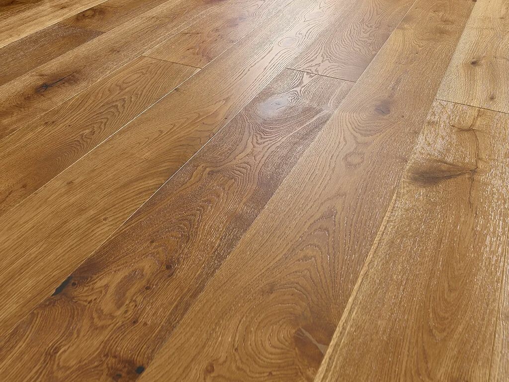 Evolve Engineered Oak Flooring, Smoked, Brushed & Lacquered, 190x4x15 Mm