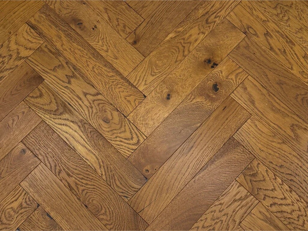 Timbercraft Herringbone Engineered Oak Parquet Flooring, Golden Smoked, Brushed & Oiled, 90x450x14 Mm