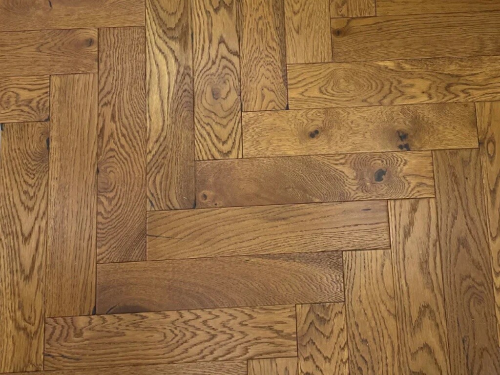 Timbercraft Herringbone Engineered Oak Parquet Flooring, Golden Smoked, Brushed & Oiled, 90x450x14 Mm