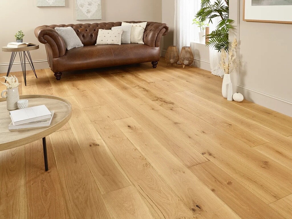 Evolve Engineered Oak Flooring, Brushed & Oiled, 190x4x15 mm