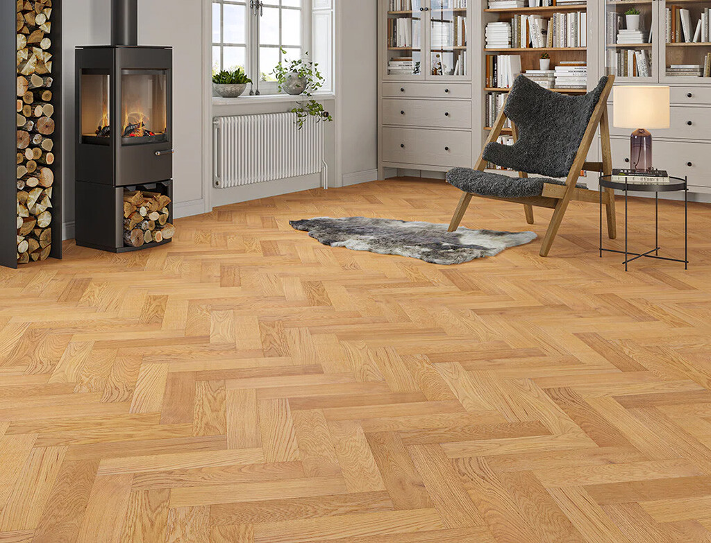 Timbercraft Roundhay Oak Parquet Flooring, Brushed & Lacquered, 90x450x15 mm image