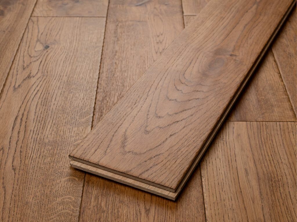 Timberlay Solid Oak Wood Flooring, Golden, Handscraped, UV Oiled, 125x18 Mm