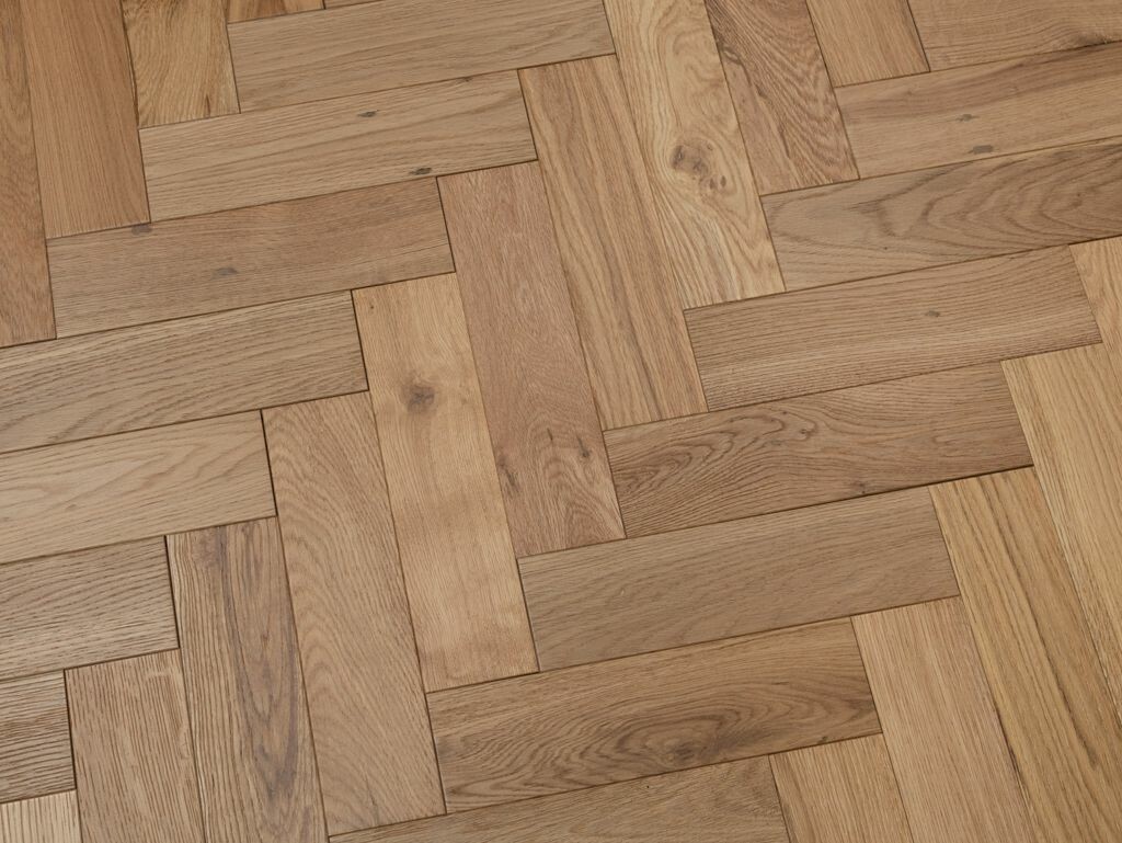 Timbercraft Herringbone Solid Oak Parquet Flooring, Brushed & Matt Lacquered, 90x300x18 mm