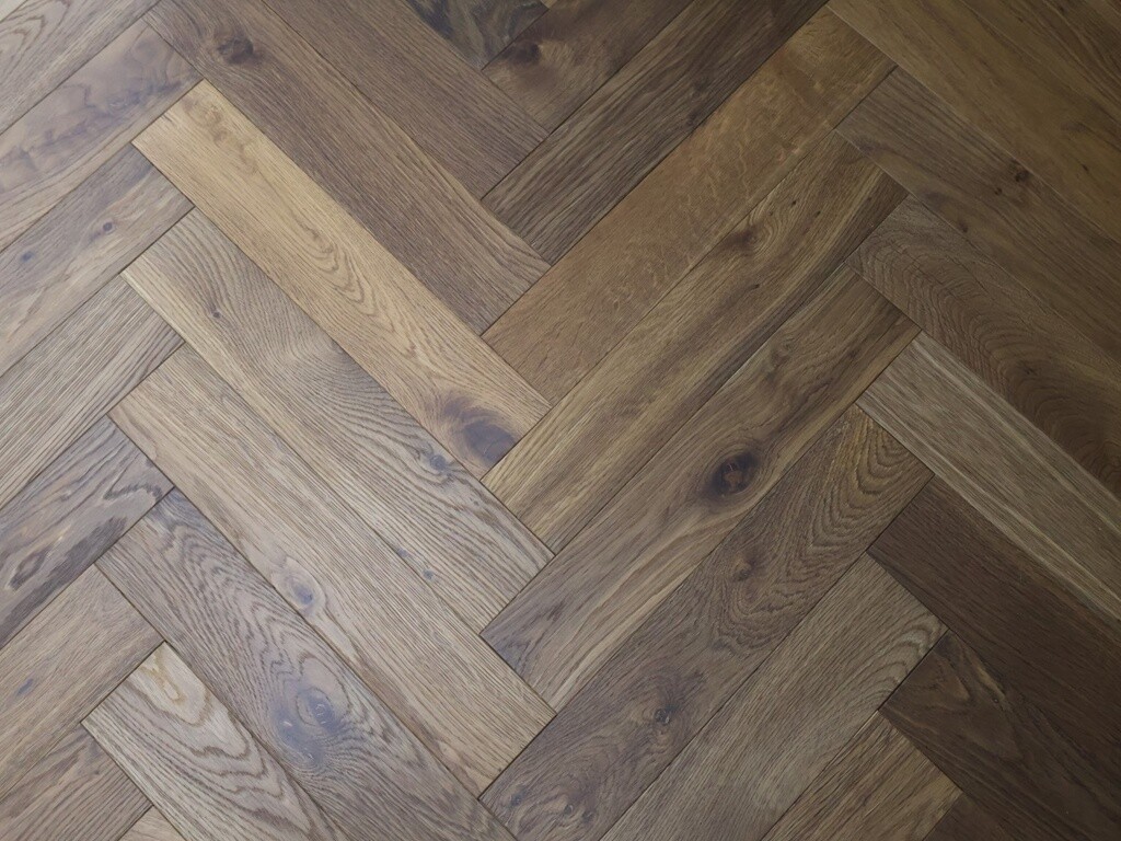 Timbercraft Herringbone Engineered Oak Parquet Flooring, Dark Smoked, Brushed & Oiled, 90x450x14 Mm